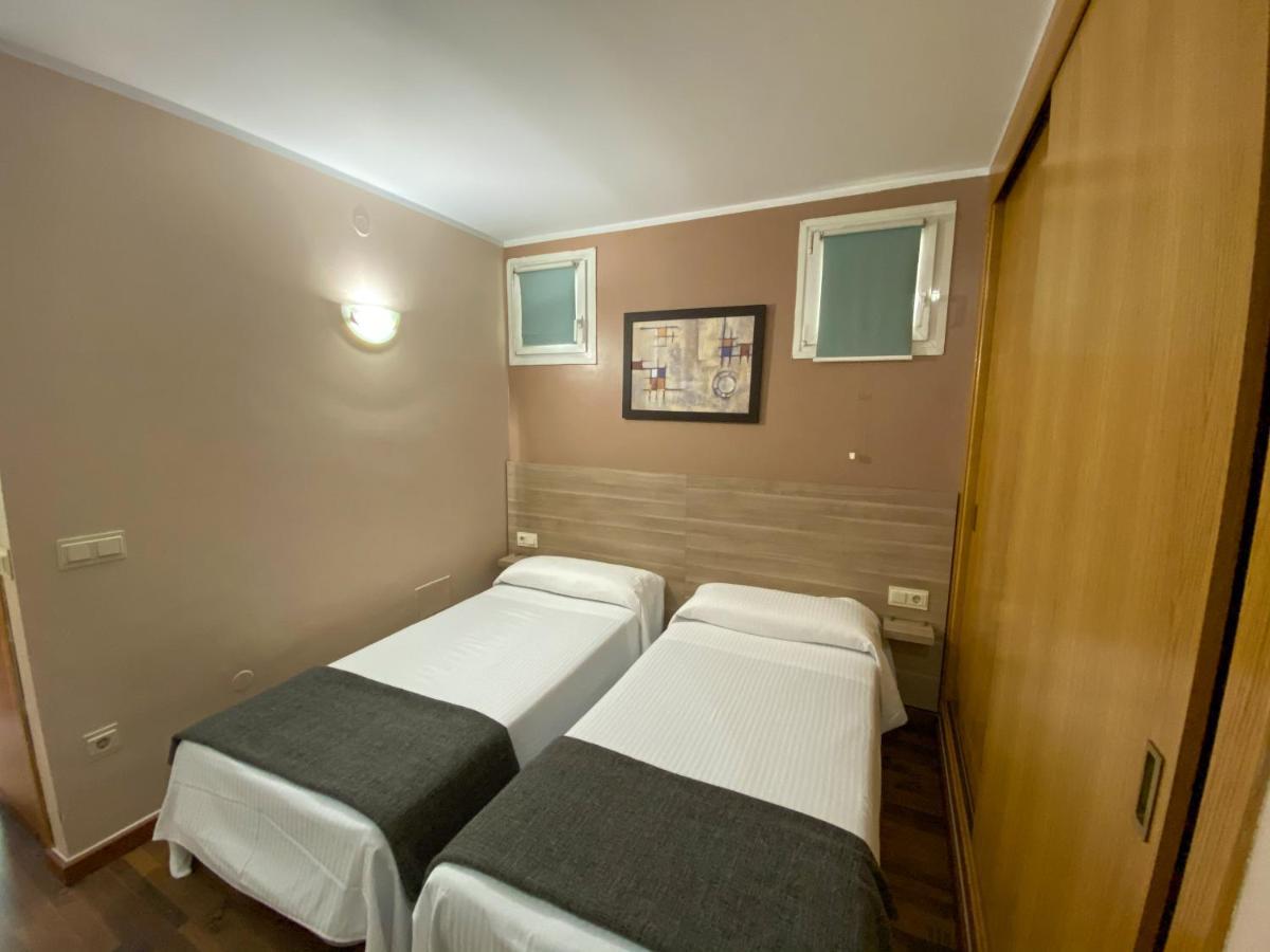 Somriu Hotel Vall Ski Incles Buitenkant foto