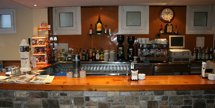 Somriu Hotel Vall Ski Incles Buitenkant foto