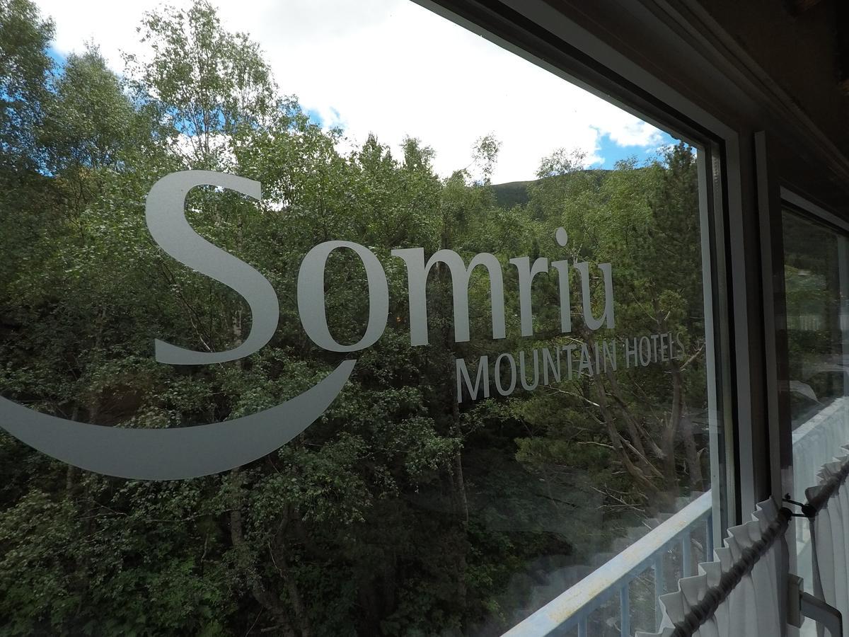 Somriu Hotel Vall Ski Incles Buitenkant foto
